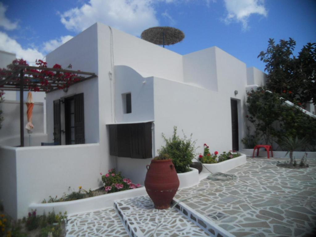 Villa Ostria Kamari  Phòng bức ảnh