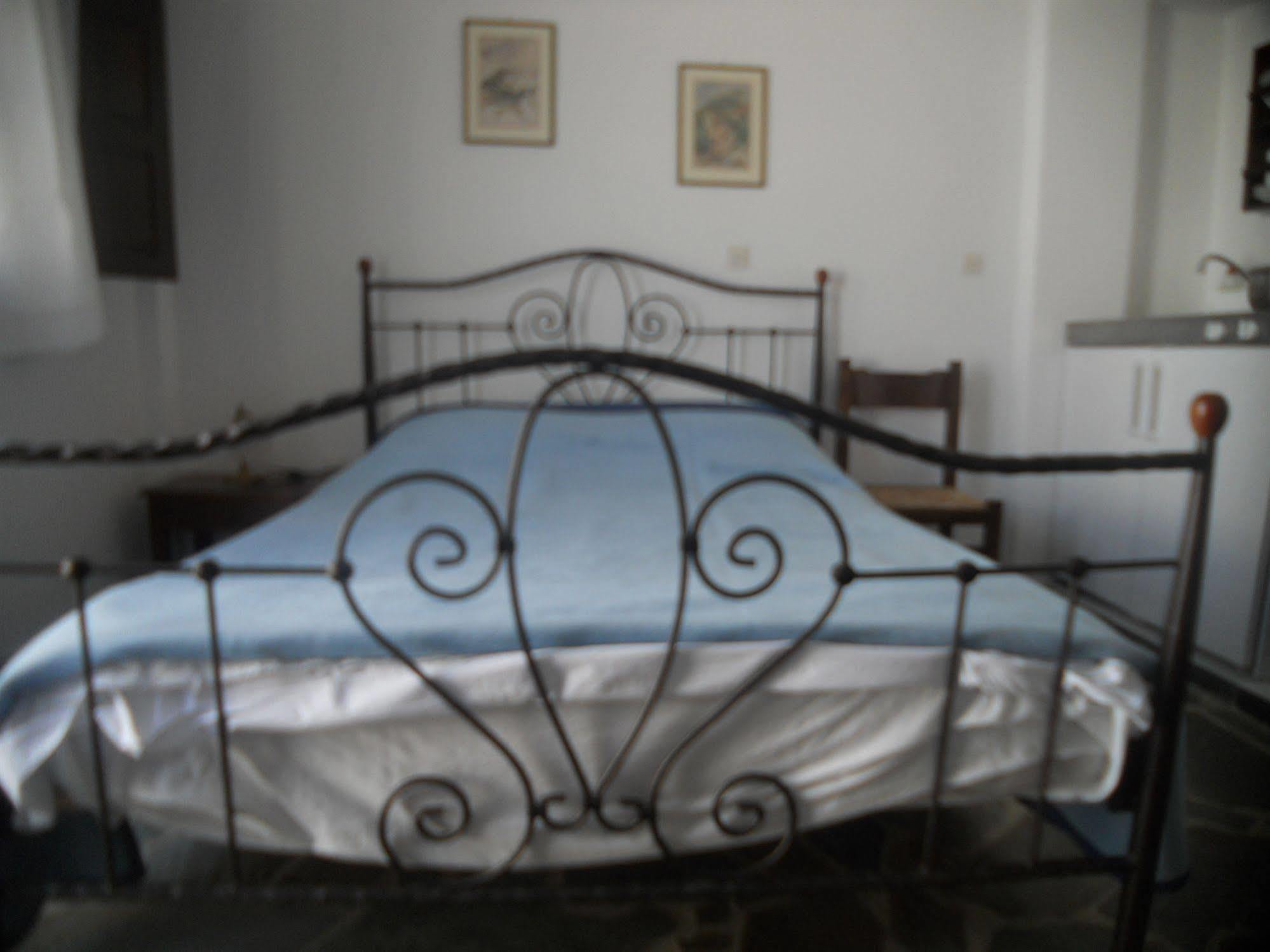 Villa Ostria Kamari  Ngoại thất bức ảnh